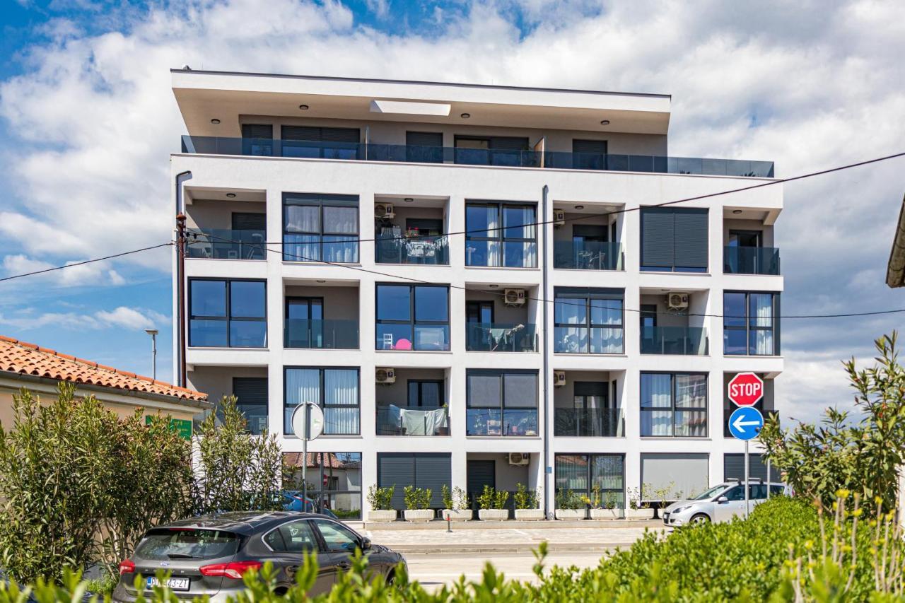 Apartment M****, New City Apartment + Parking Pula Exteriér fotografie