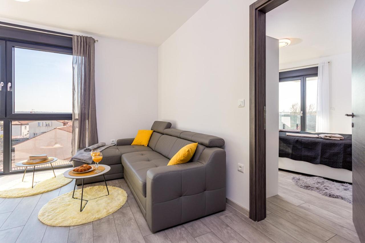 Apartment M****, New City Apartment + Parking Pula Exteriér fotografie